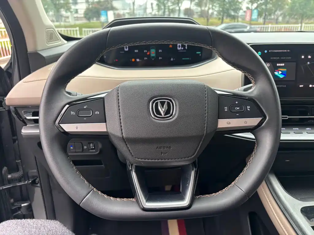 Changan Changan CS55 PLUS 2022 2nd Gen 1.5T DCT Premium 2022 - thumbnail 7