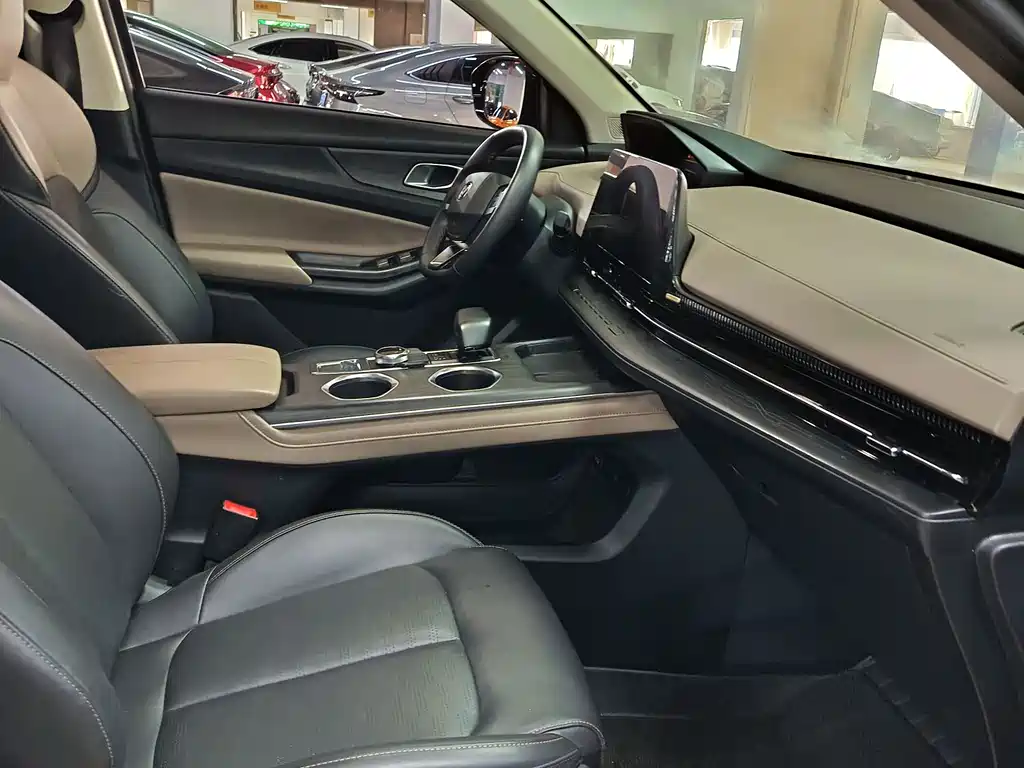 Changan Changan CS55PLUS 2022 Gen II 1.5T DCT Premium 2022 - thumbnail 8