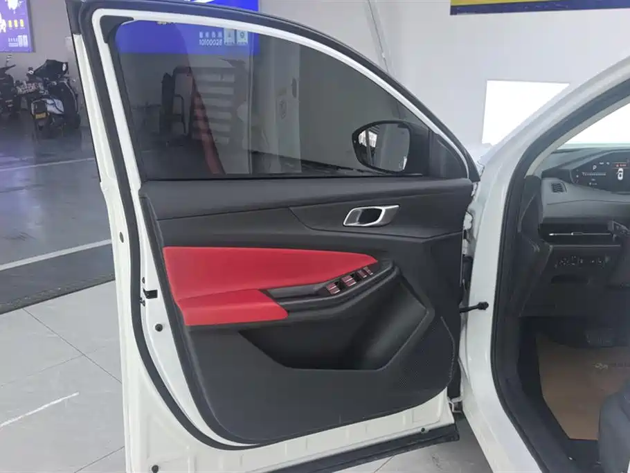 Changan Changan CS55PLUS 2022 2nd Gen 1.5T DCT Premium 2022 - thumbnail 6