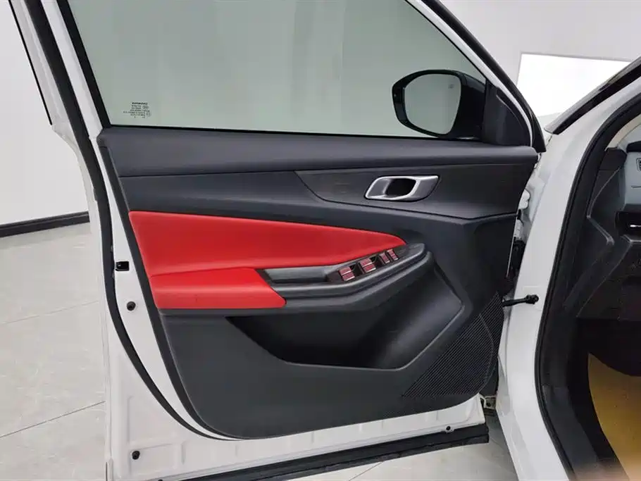 Changan Changan CS55 PLUS 2022 2nd Gen 1.5T DCT Premium 2023 - thumbnail 6