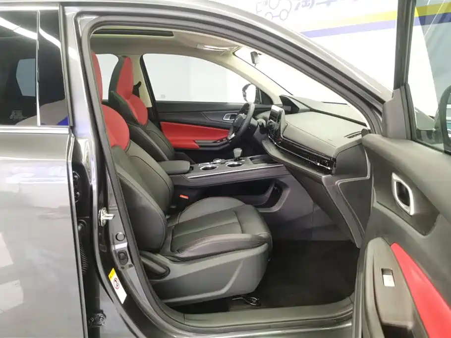 Changan Changan CS55 PLUS 2022 2nd Gen 1.5T DCT Premium 2023 - thumbnail 8