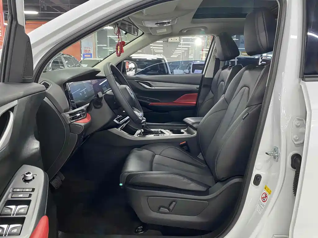 Changan Changan CS55PLUS 2022 Blue Whale Edition 1.5T DCT Luxury 2023 - thumbnail 3