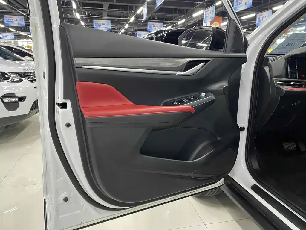 Changan Changan CS55PLUS 2022 Blue Whale Edition 1.5T DCT Luxury 2023 - thumbnail 4