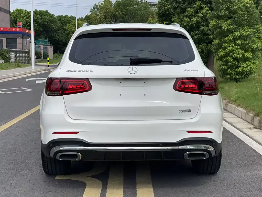 Mercedes-Benz Mercedes-Benz GLC 2020 GLC 300 L 4MATIC Sport Edition 2020 - thumbnail 5