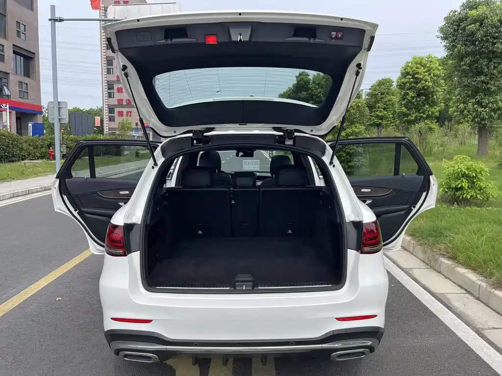 Mercedes-Benz Mercedes-Benz GLC 2020 GLC 300 L 4MATIC Sport Edition 2020 - thumbnail 14