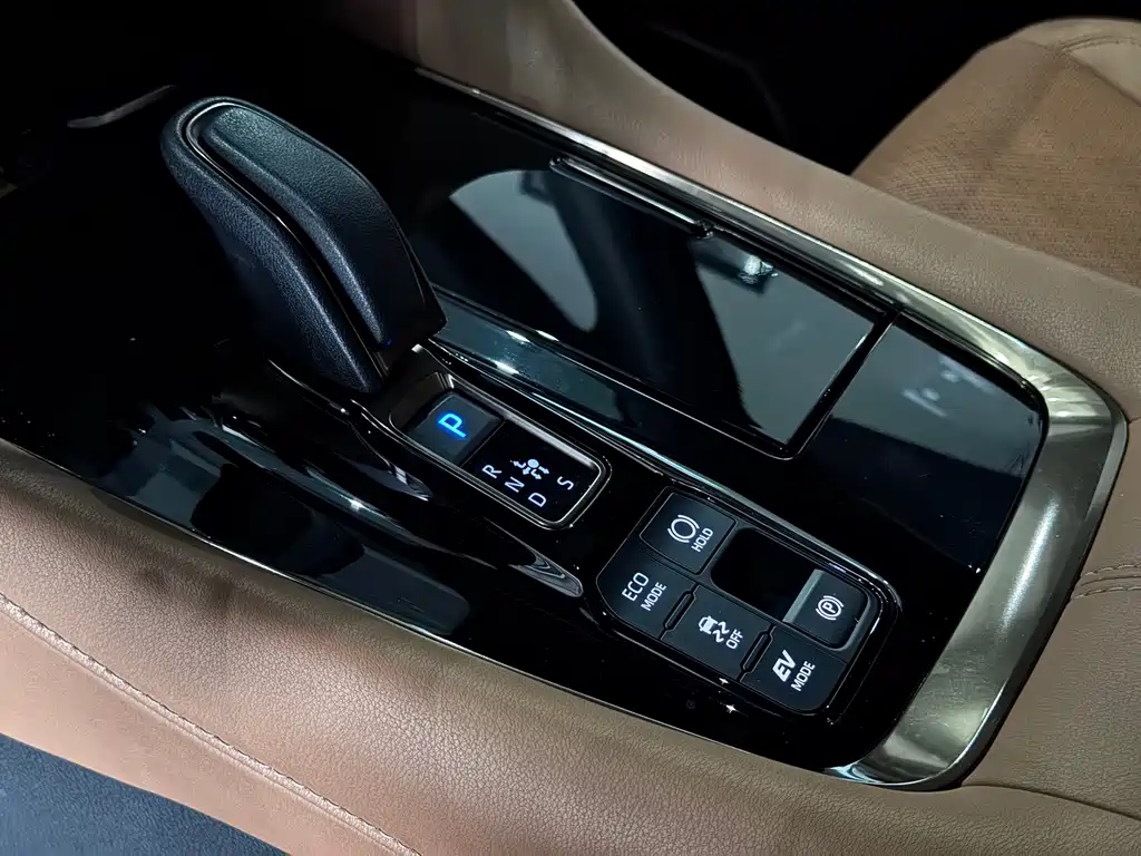 Toyota Alphard 2024 Model Hybrid 2.5L Premium Edition 2024 - thumbnail 26