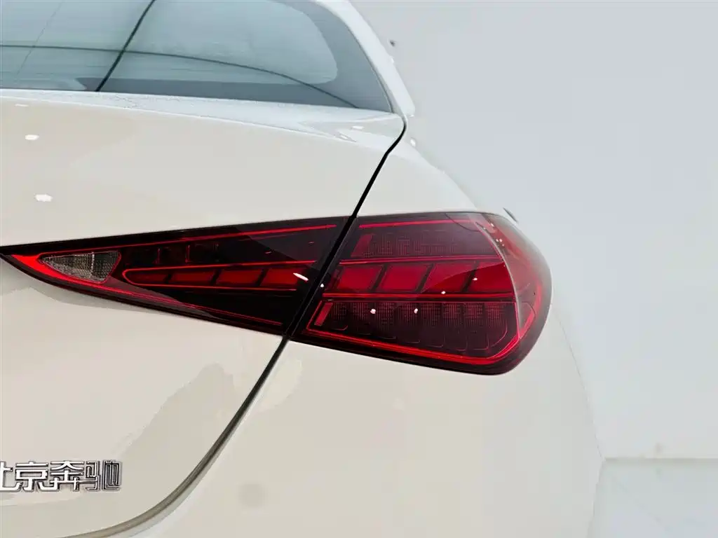 Mercedes-Benz Mercedes-Benz C-Class 2023 C 260 L Sport Edition 2023 - thumbnail 12