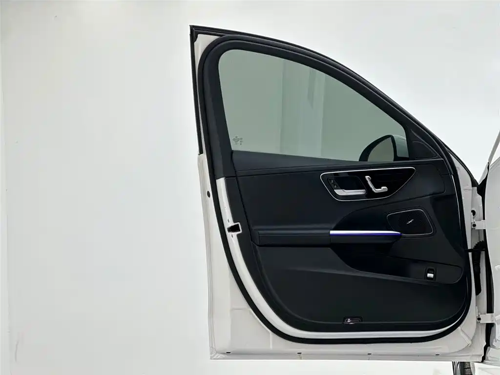 Mercedes-Benz Mercedes-Benz C-Class 2023 C 260 L Sport Edition 2023 - thumbnail 13