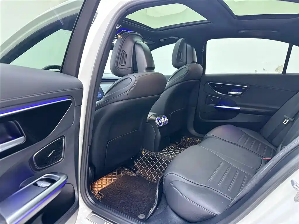 Mercedes-Benz Mercedes-Benz C-Class 2023 C 260 L Sport Edition 2023 - thumbnail 15