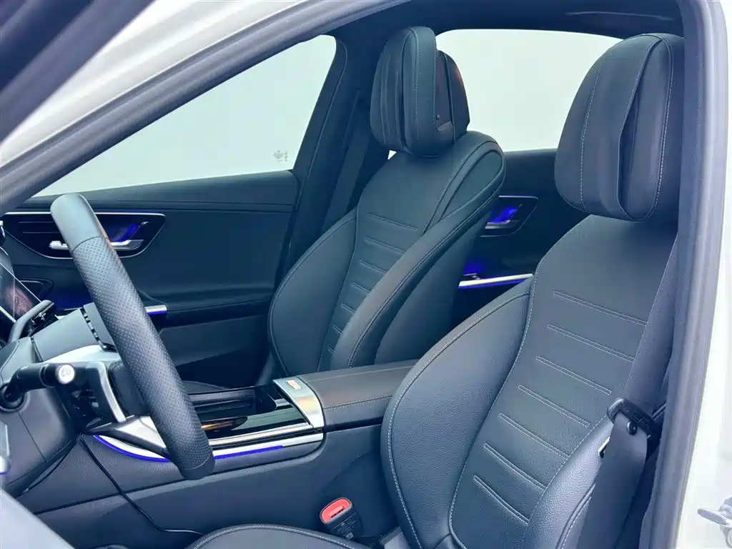 Mercedes-Benz Mercedes-Benz C-Class 2023 C 260 L Sport Edition 2023 - thumbnail 23
