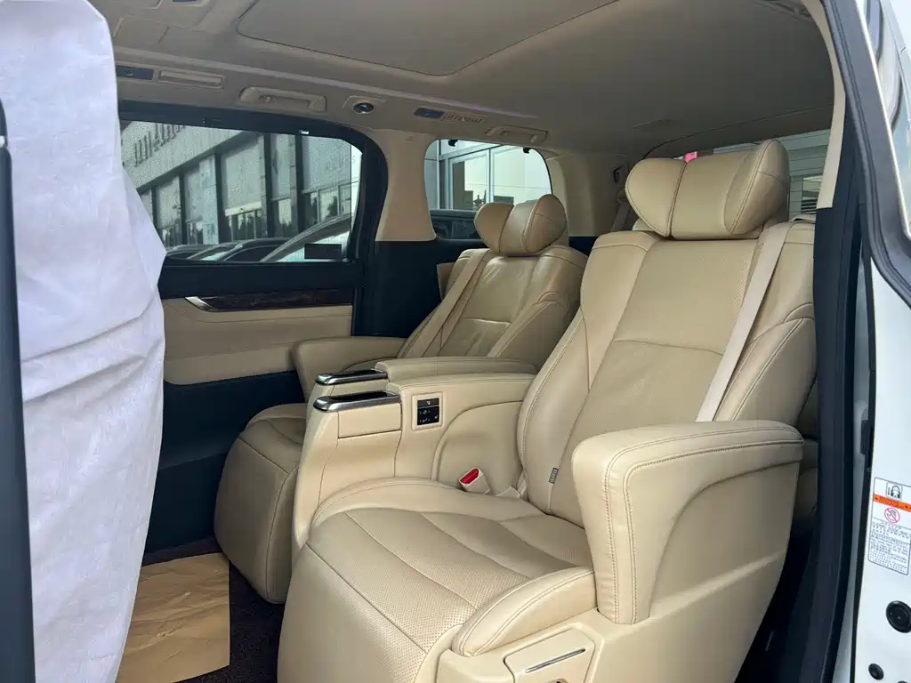 Toyota Alphard 2018 3.5L Luxury Edition 2019 - thumbnail 12