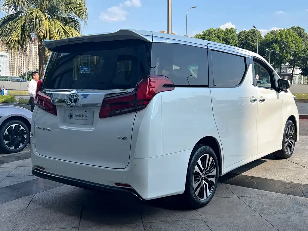 Toyota Alphard 2018 3.5L Luxury Edition 2019 - thumbnail 14
