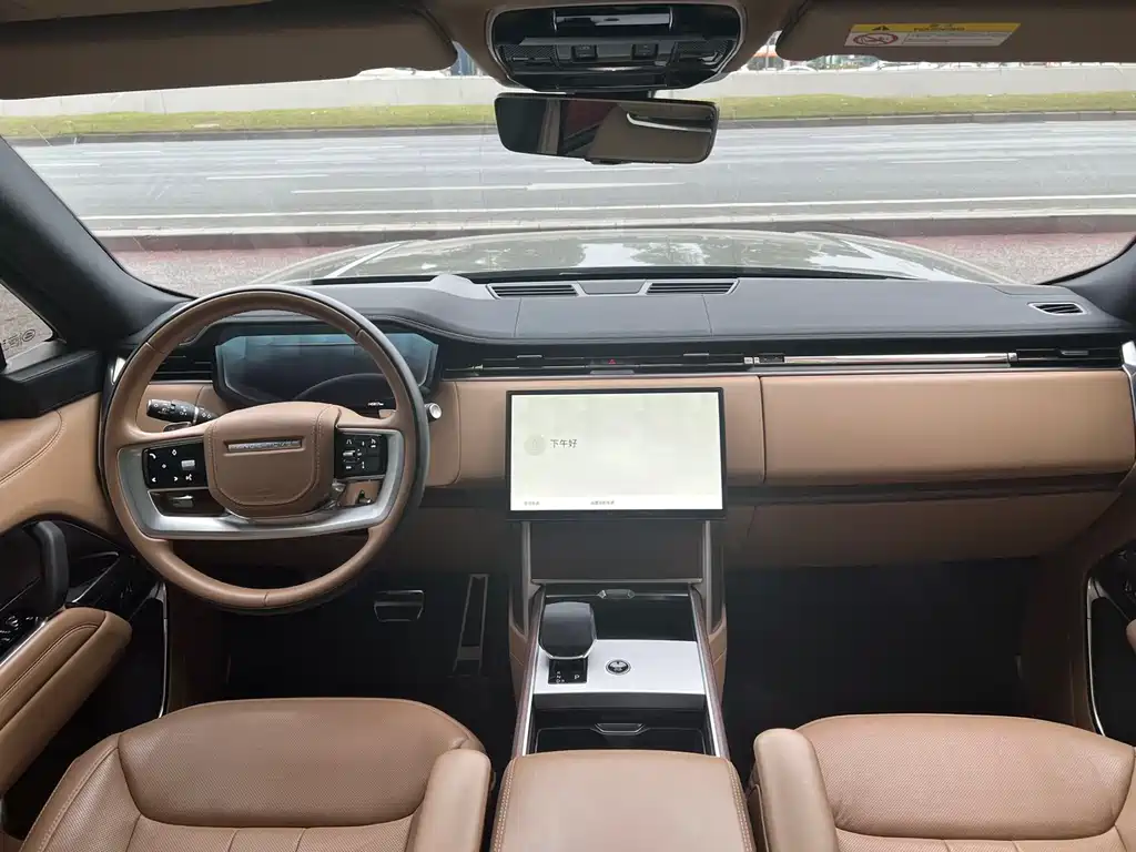 Land Rover Range Rover 2024 3.0 L6 400PS Autobiography Long Wheelbase 2024 - thumbnail 5