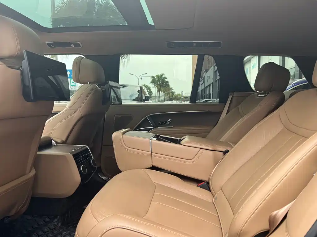 Land Rover Range Rover 2024 3.0 L6 400PS Autobiography Long Wheelbase 2024 - thumbnail 9