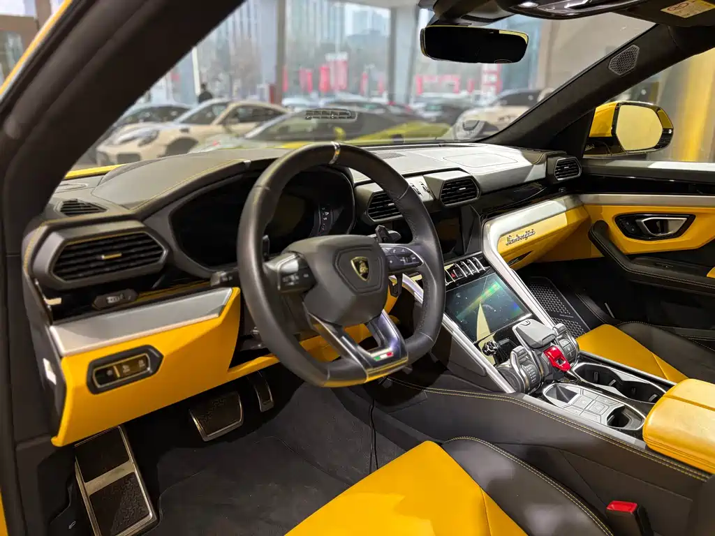 Lamborghini Lamborghini Urus 2018 4.0T V8 2019 - thumbnail 8