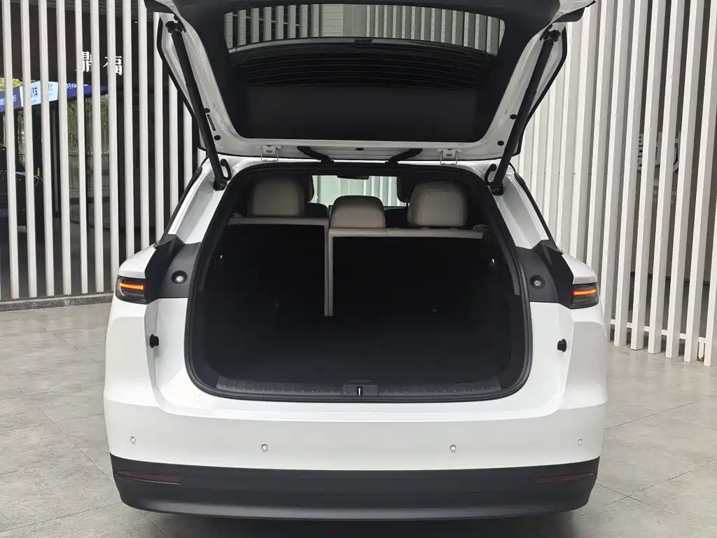 Li Auto Li Auto i6 2025 Standard AWD Version 2025 - thumbnail 9