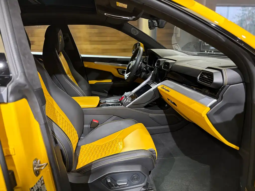 Lamborghini Lamborghini Urus 2018 4.0T V8 2019 - thumbnail 17
