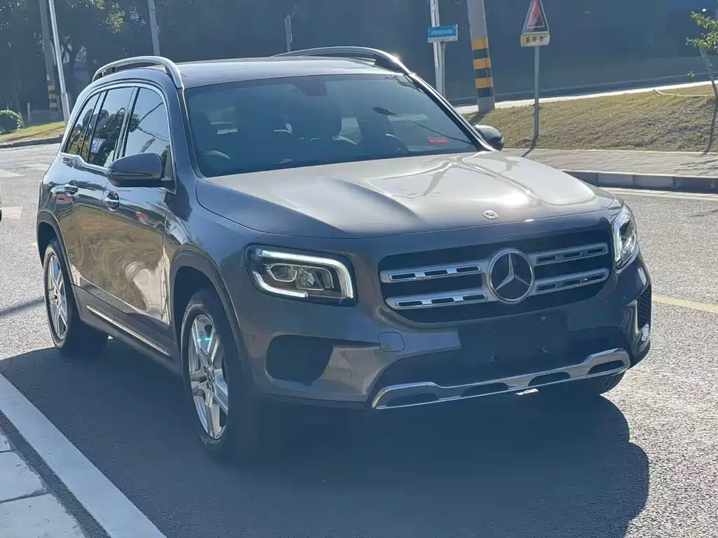 Mercedes-Benz Mercedes-Benz GLB 2021 GLB 200 Dynamic Edition 2021 - thumbnail 3