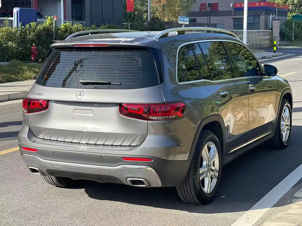 Mercedes-Benz Mercedes-Benz GLB 2021 GLB 200 Dynamic Edition 2021 - thumbnail 4