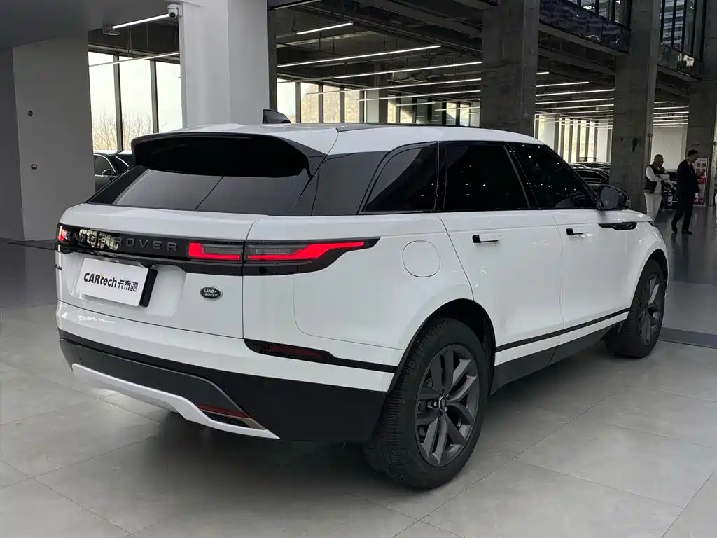 Land Rover Range Rover Sport 2024 Dynamic SE 2024 - thumbnail 3