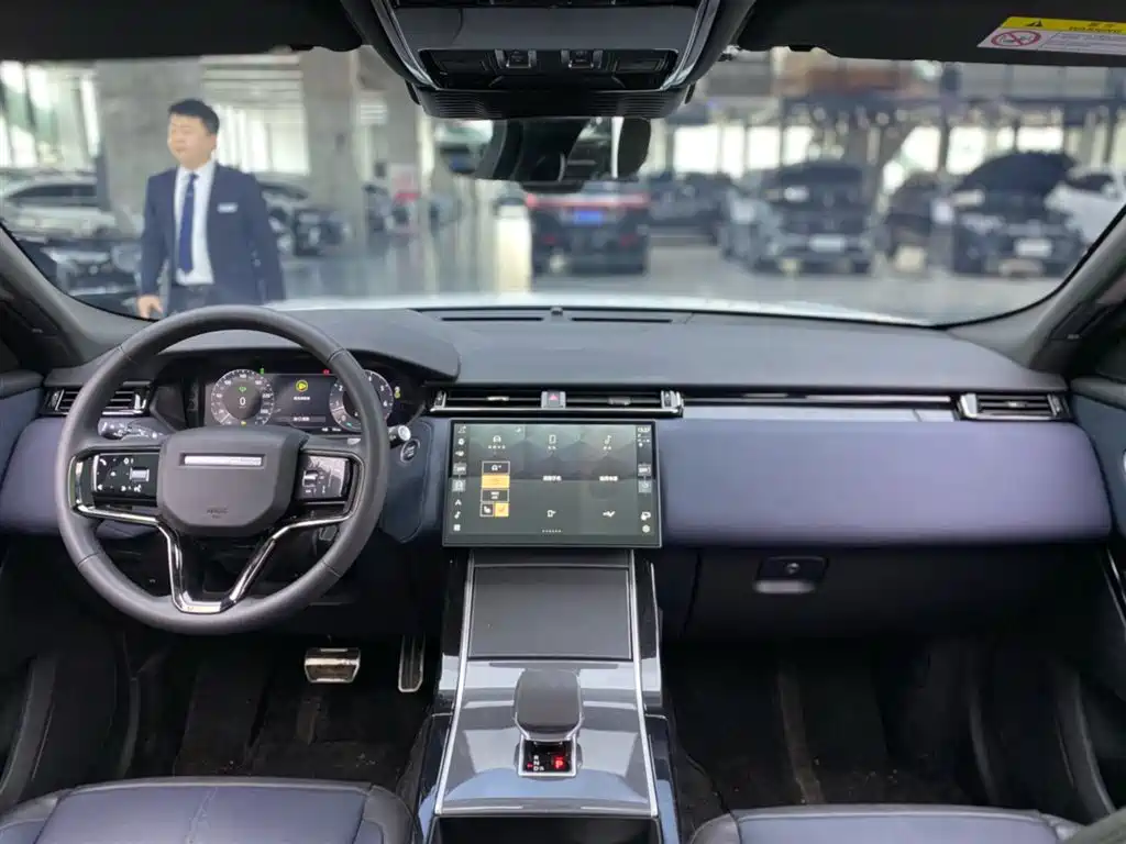 Land Rover Range Rover Sport 2024 Dynamic SE 2024 - thumbnail 6