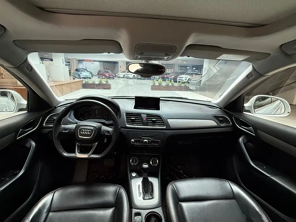 Audi Audi Q3 2013 35 TFSI Progressive Edition 2014 - thumbnail 9