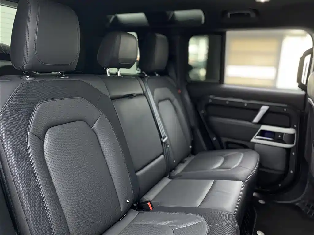 Land Rover Land Rover Defender 2023 Model Year Facelift 110 3.0T P400 X-DYNAMIC HSE 2023 - thumbnail 13