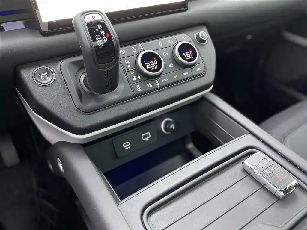 Land Rover Land Rover Defender 2023 Model Year Facelift 110 3.0T P400 X-DYNAMIC HSE 2023 - thumbnail 21