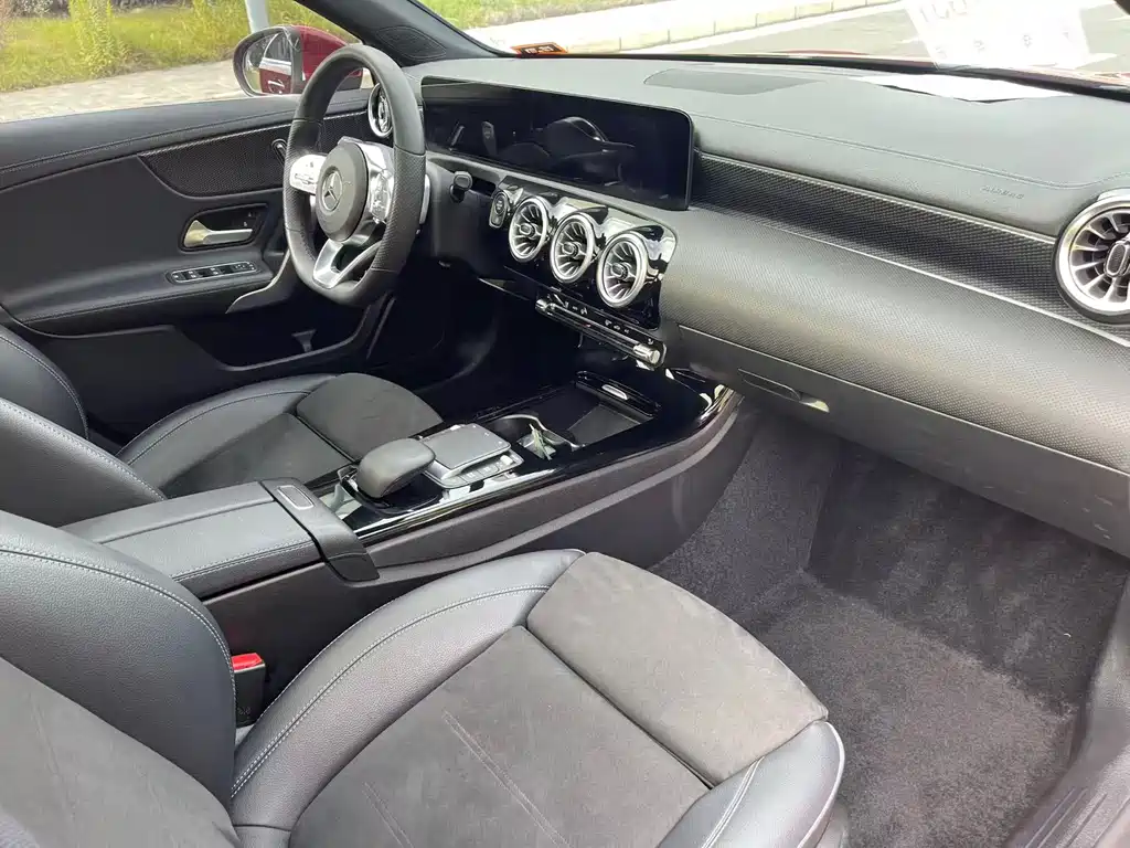 Mercedes-Benz Mercedes-Benz A-Class 2021 A 200 L Sport Sedan Fashion Edition 2021 - thumbnail 15