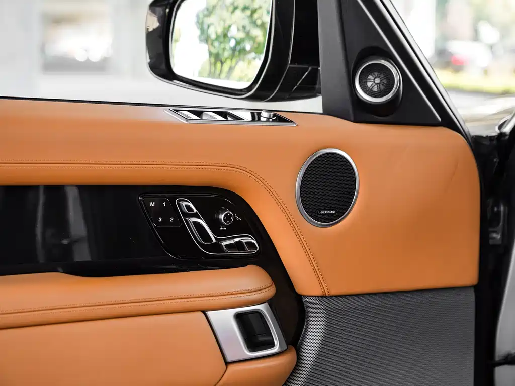 Land Rover Range Rover 2021 3.0 L6 Autobiography Long Classic Edition 2020 - thumbnail 12