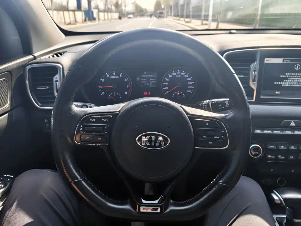 Kia Kia KX5 2016 1.6T Automatic AWD Premium 2018 - thumbnail 16
