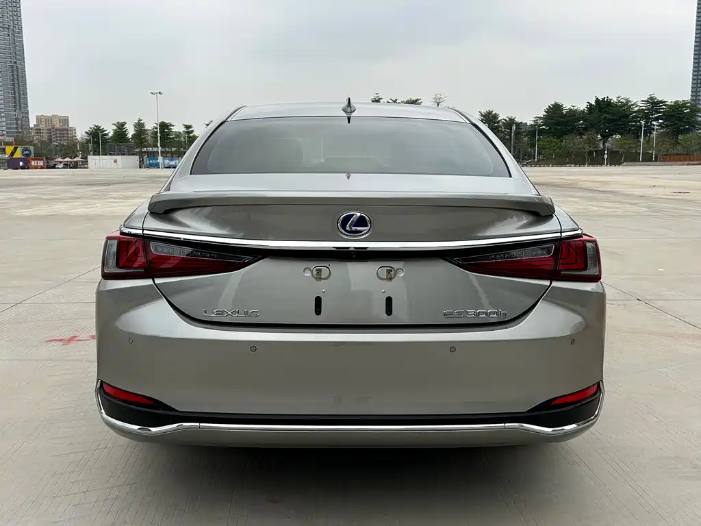 Lexus Lexus ES 300h 2020 Premium Edition 2021 - thumbnail 26