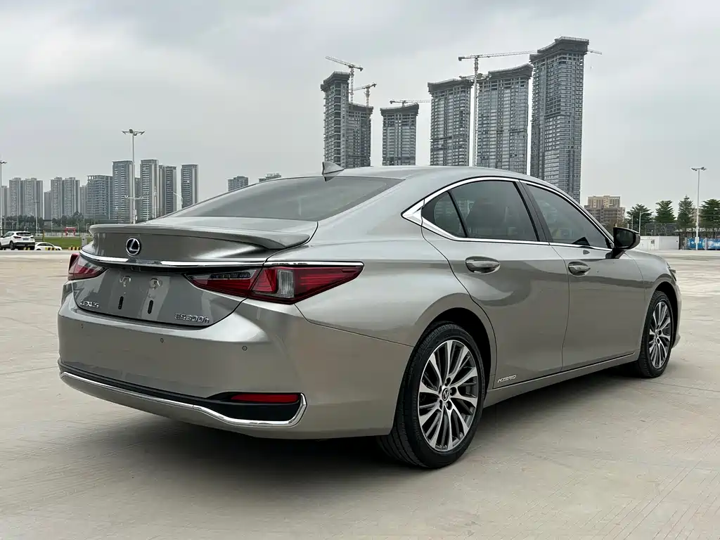 Lexus Lexus ES 300h 2020 Premium Edition 2021 - thumbnail 29