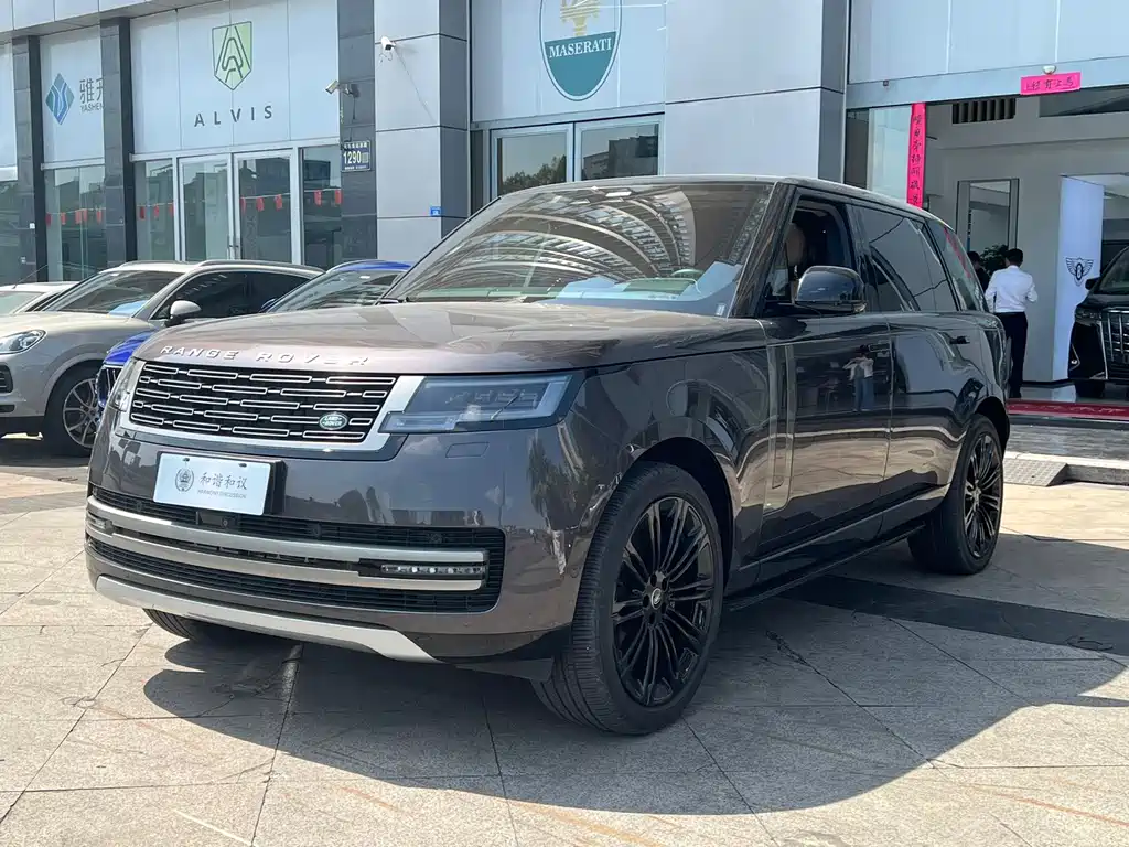 Land Rover Range Rover 2023 3.0 L6 400PS Vogue Long Wheelbase 2022