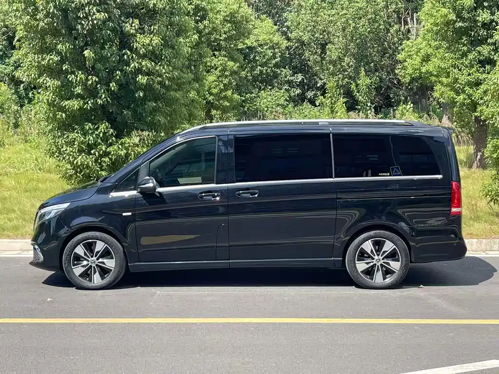 Mercedes-Benz Mercedes-Benz V-Class 2022 V 260 Exclusive Edition 2022 - thumbnail 7