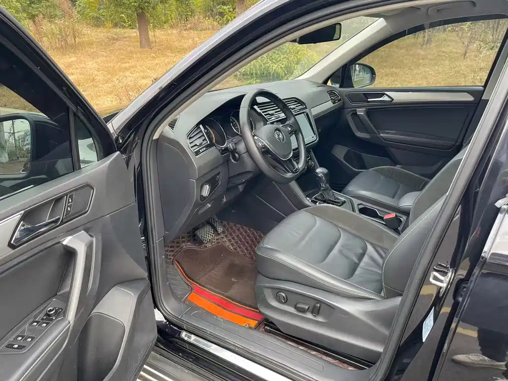 Volkswagen Volkswagen Tiguan L 2019 330TSI Automatic 2WD Panoramic Comfort Edition China VI 2020 - thumbnail 8