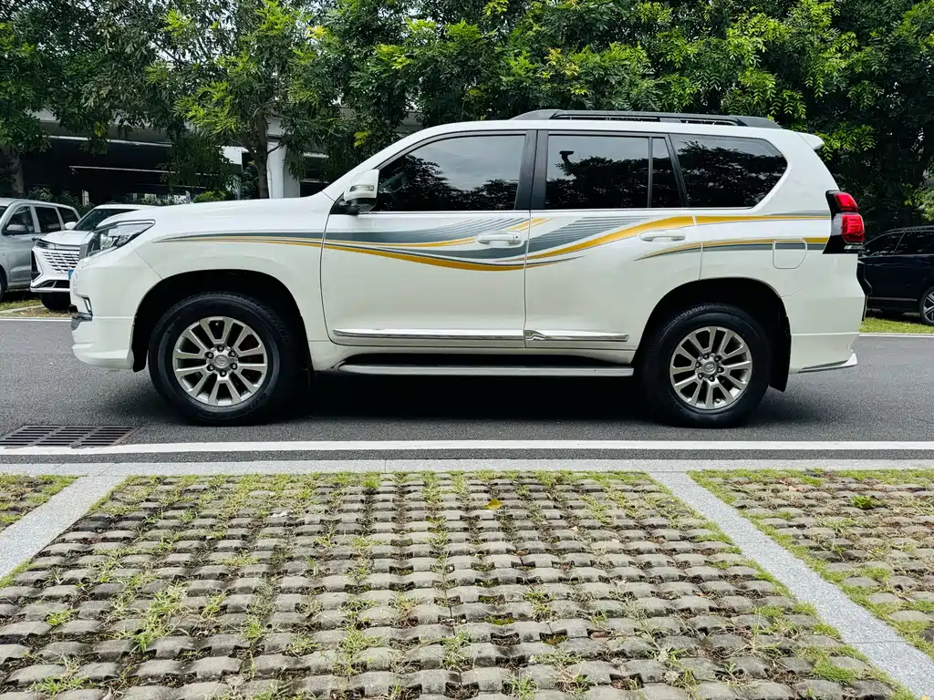 Toyota Prado 2018 3.5L Automatic VX NAVI Rear-Mounted Spare Tire 2019 - thumbnail 3