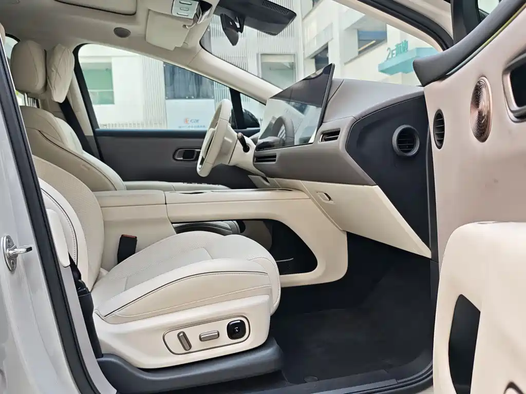 Li Auto Li Auto i8 2025 Standard Edition 2025 - thumbnail 15