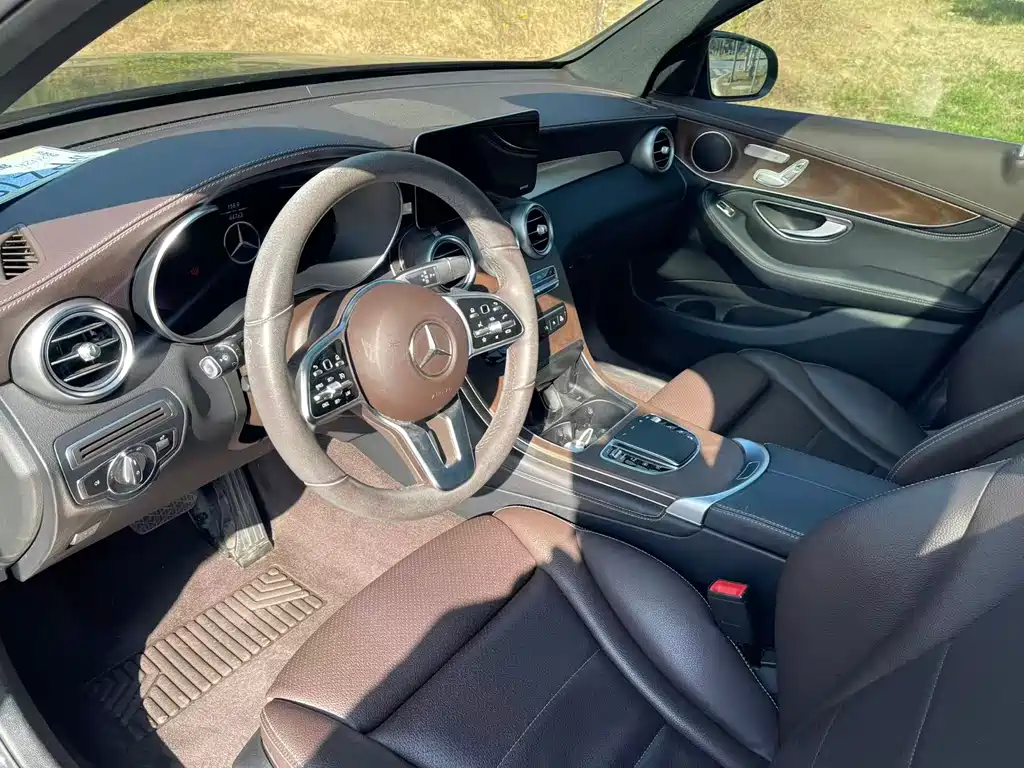 Mercedes-Benz Mercedes-Benz GLC 2020 Facelift GLC 300 L 4MATIC Sport Edition 2020 - thumbnail 9