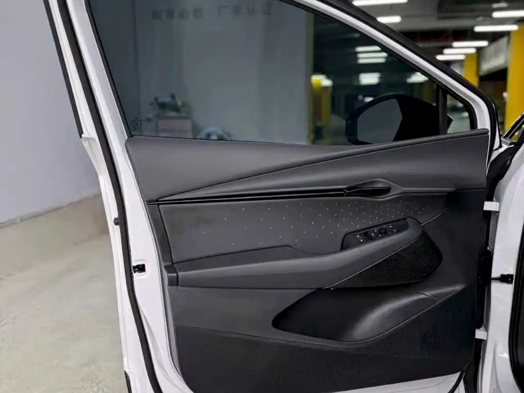 Volkswagen Zotye Z6 2024 Ultra Long Range Edition 2025 - thumbnail 13
