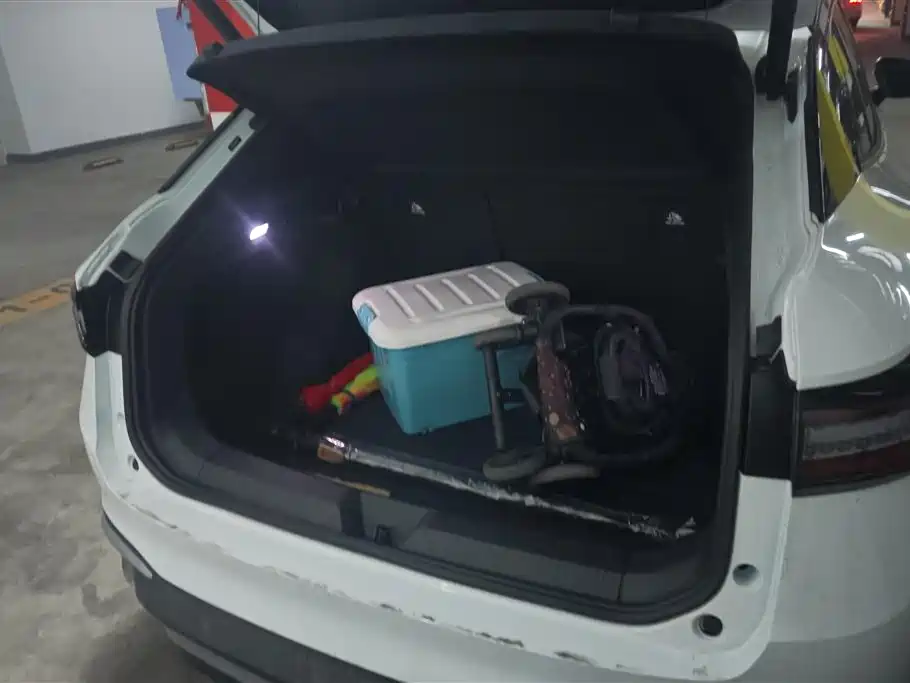Volkswagen ID.4 X 2025 Smart Outstanding Edition 2025 - thumbnail 4