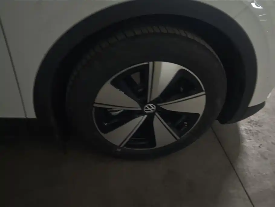 Volkswagen ID.4 X 2025 Smart Outstanding Edition 2025 - thumbnail 6