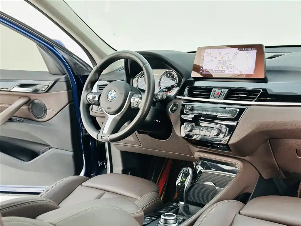 BMW BMW X1 2020 sDrive20Li Premium Model 2020 - thumbnail 15