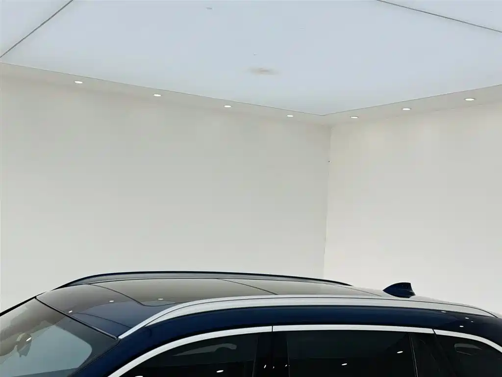 BMW BMW X1 2020 sDrive20Li Premium Model 2020 - thumbnail 23