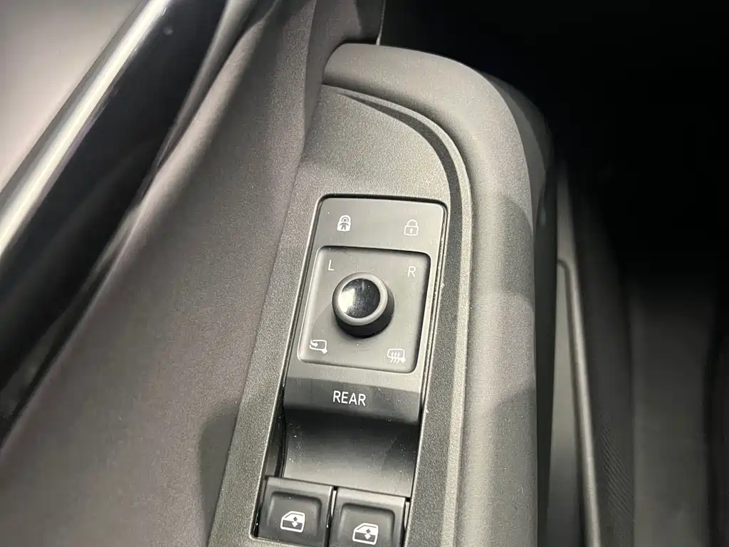 Volkswagen Zotye Z6 Pro 2024 Long Range Edition 2025 - thumbnail 13