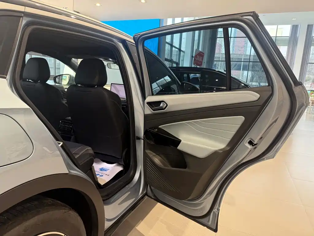 Volkswagen ID.4 X 2025 Smart Pure Intelligent Enjoyment Edition 2024 - thumbnail 7