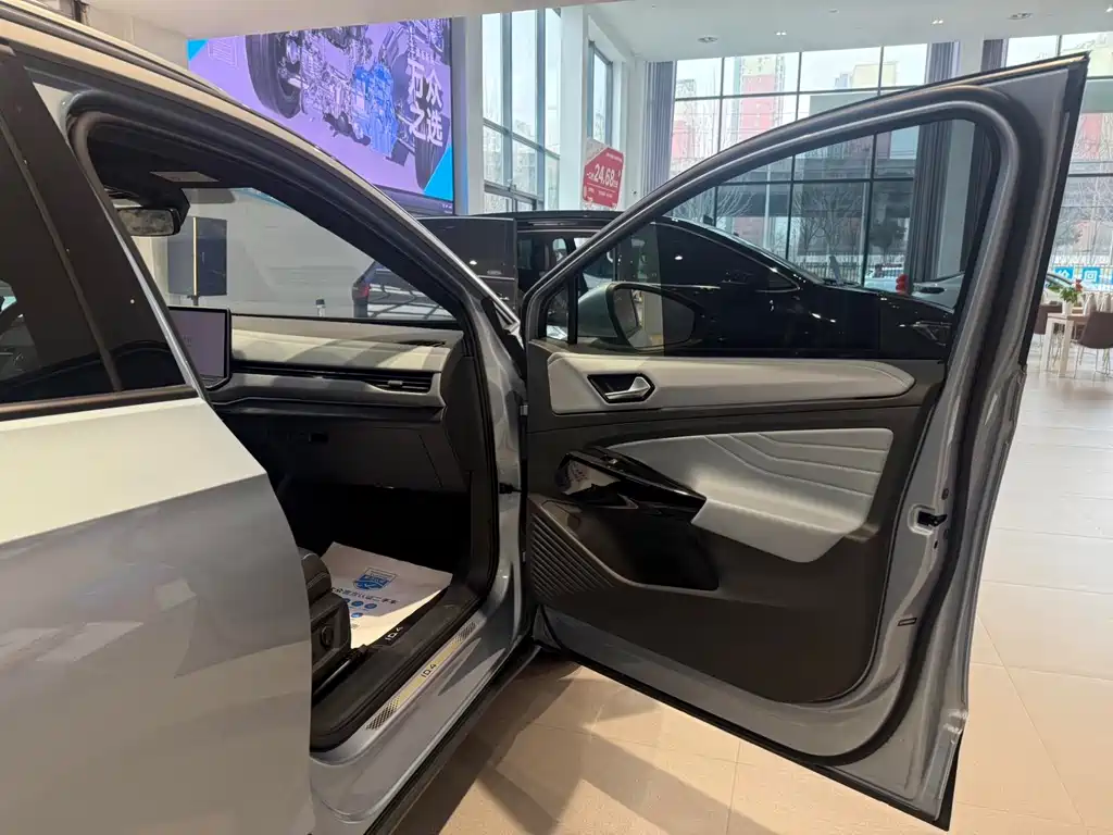 Volkswagen ID.4 X 2025 Smart Pure Intelligent Enjoyment Edition 2024 - thumbnail 9