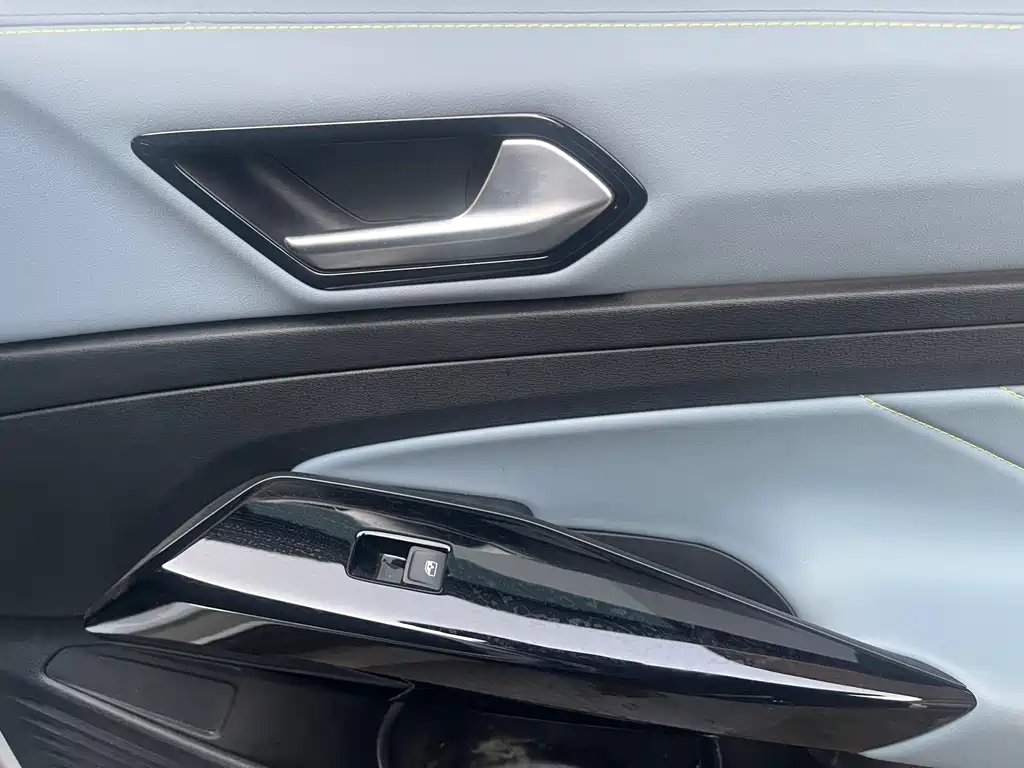 Volkswagen ID.4 X 2025 Smart Pure Intelligent Enjoyment Edition 2024 - thumbnail 11