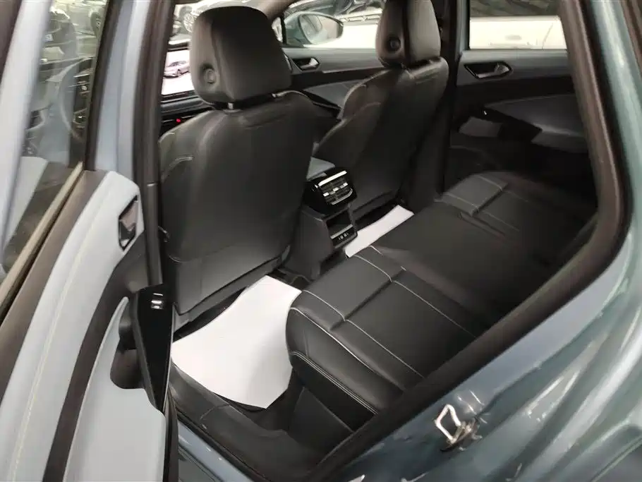 Volkswagen ID.4 X 2025 Smart Pure Intelligent Enjoyment Edition 2024 - thumbnail 11