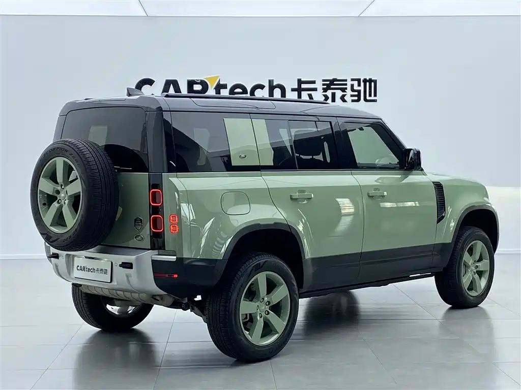 Land Rover Land Rover Defender 2023 110 3.0T P400 75th Anniversary Legend Edition 2023 - thumbnail 3